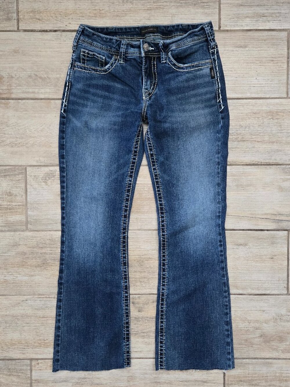 Silver Jeans Suki Bootcut Jeans Womens Raw Hem Chunky Embroidered Pocket 30